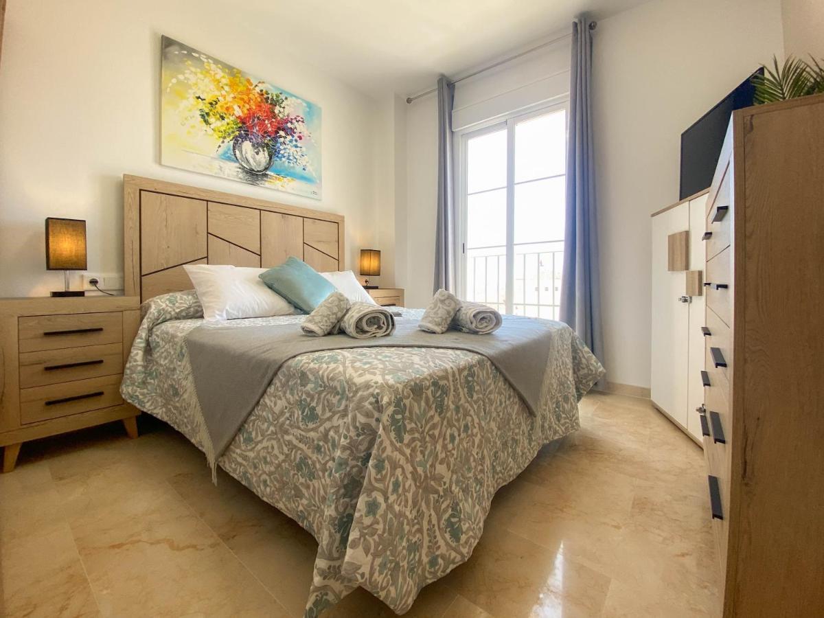 Endless Summer Apartamento De Vacaciones Манилва Екстериор снимка