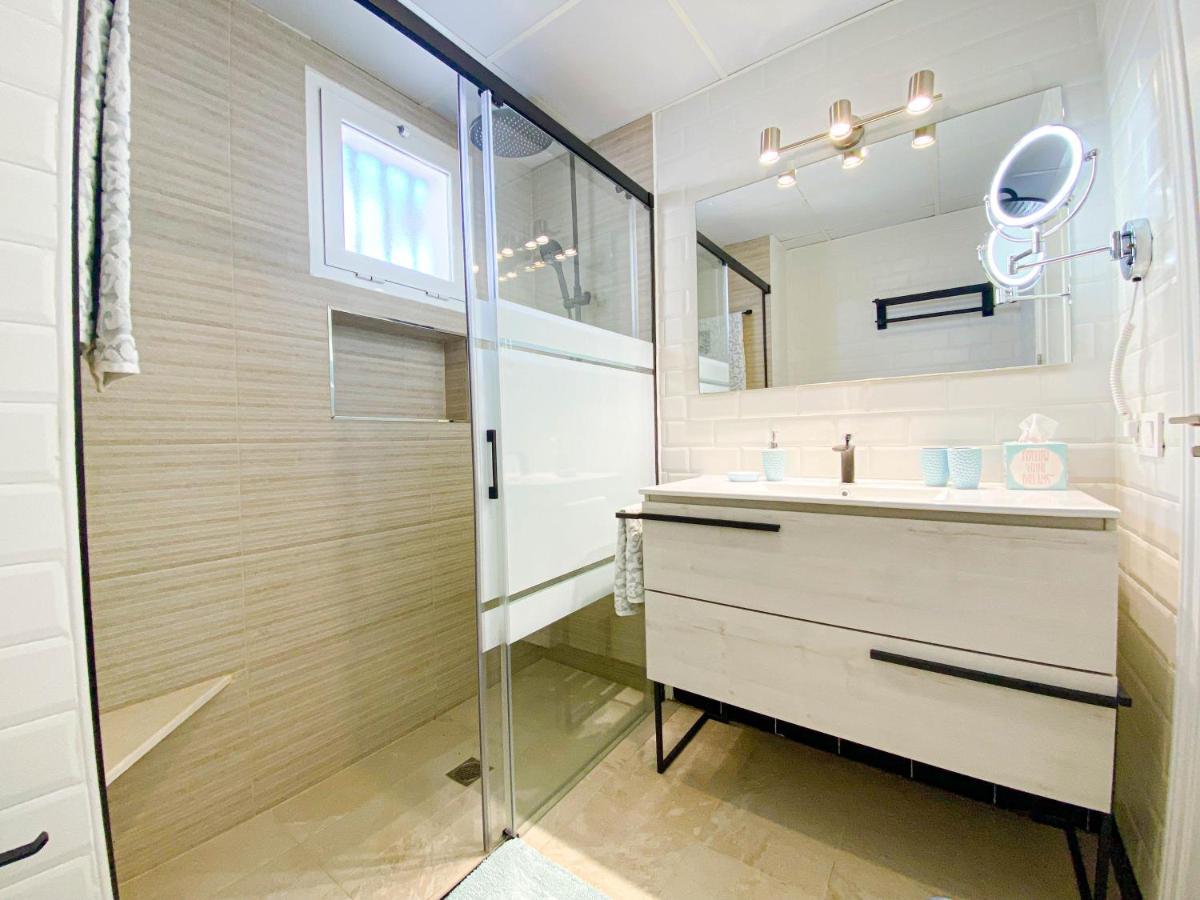Endless Summer Apartamento De Vacaciones Манилва Екстериор снимка