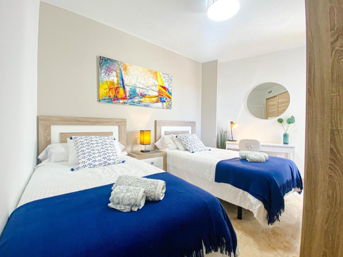 Endless Summer Apartamento De Vacaciones Манилва Екстериор снимка