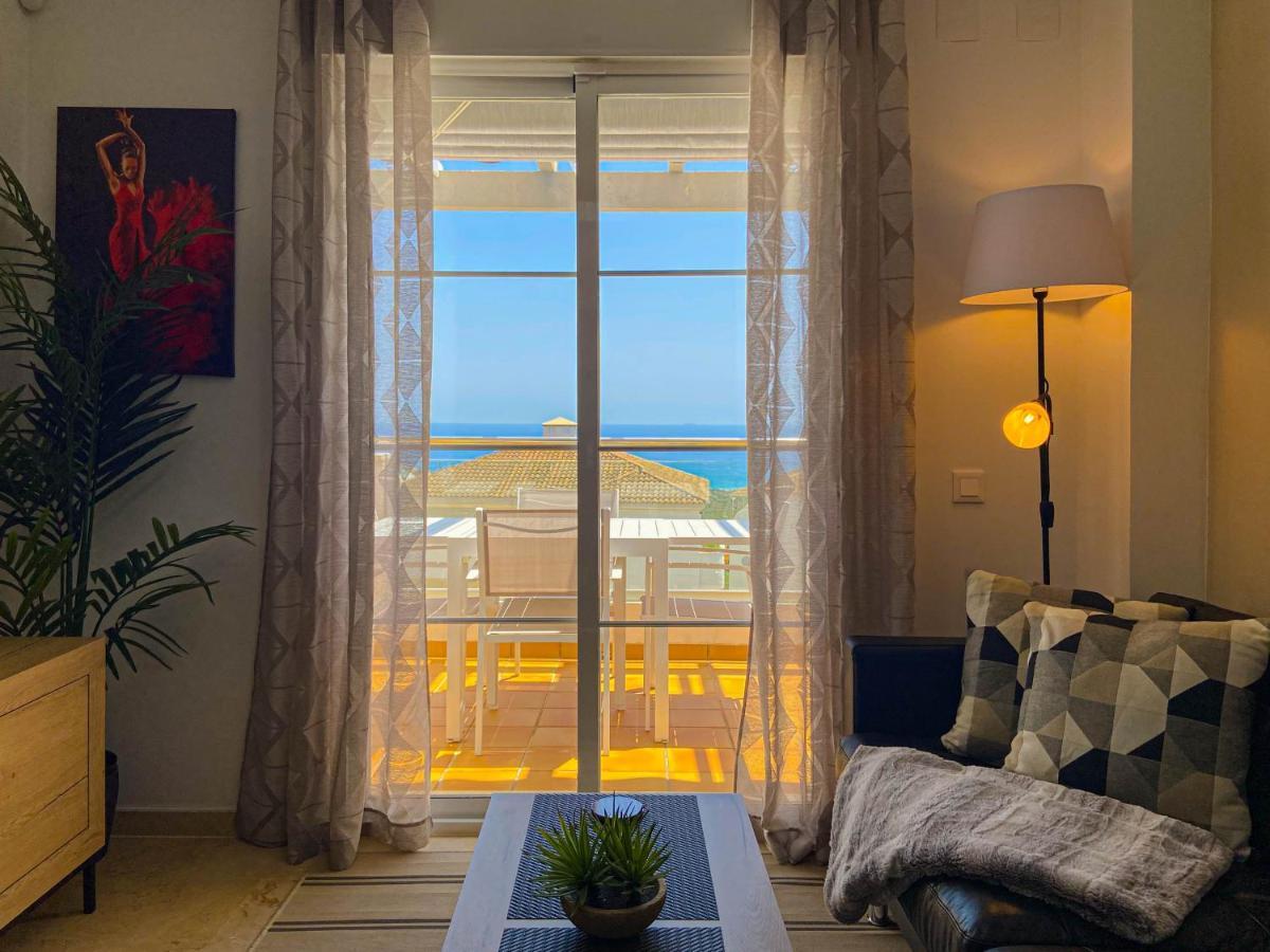 Endless Summer Apartamento De Vacaciones Манилва Екстериор снимка
